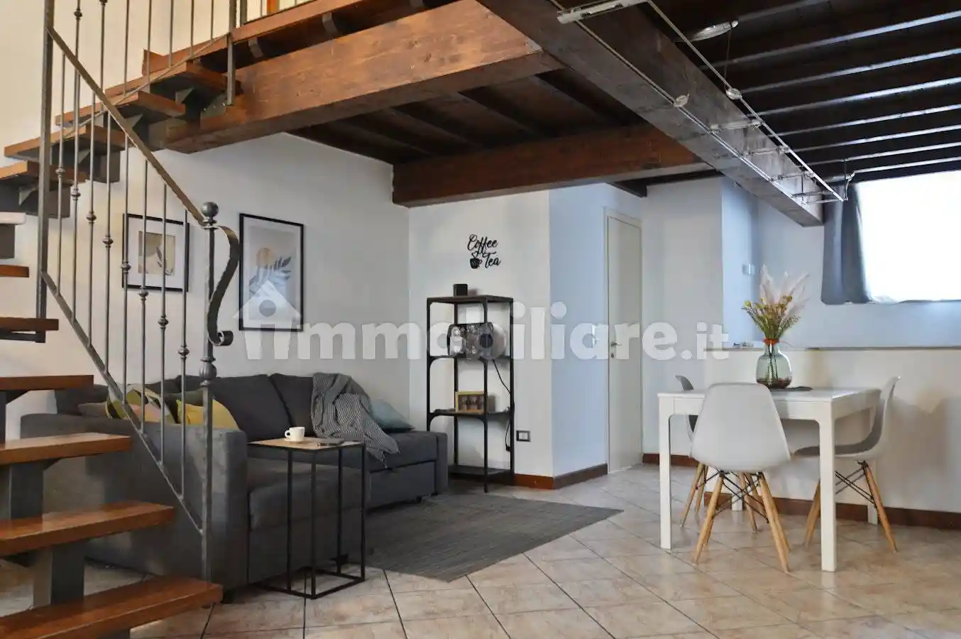 Appartamento in affitto a Pavia