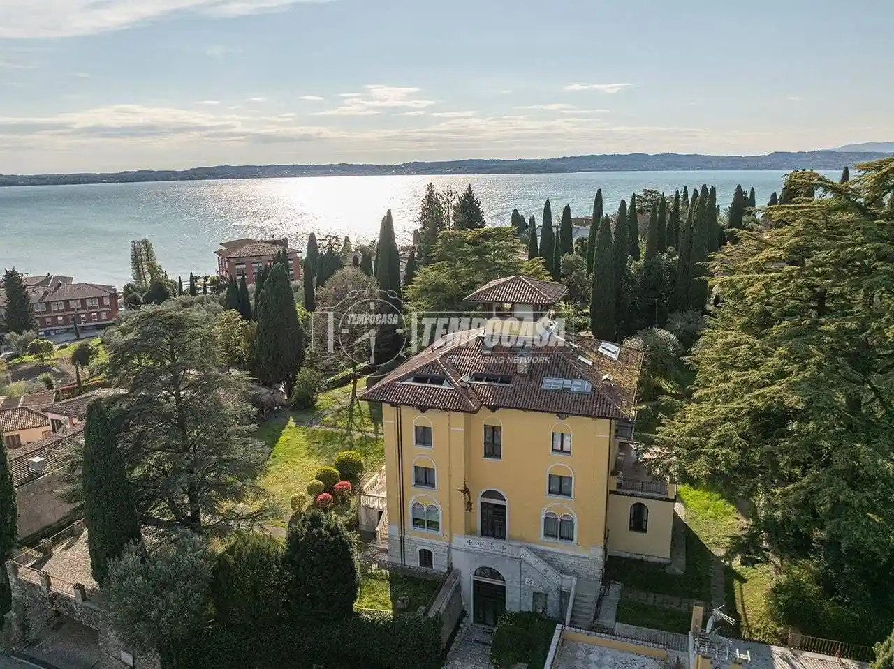 Appartamento in vendita a Sirmione