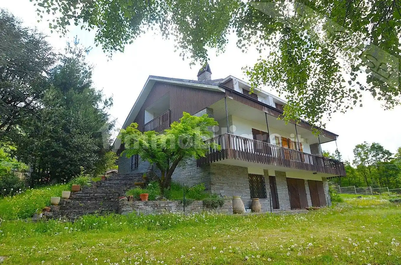 Villa in vendita a Roure