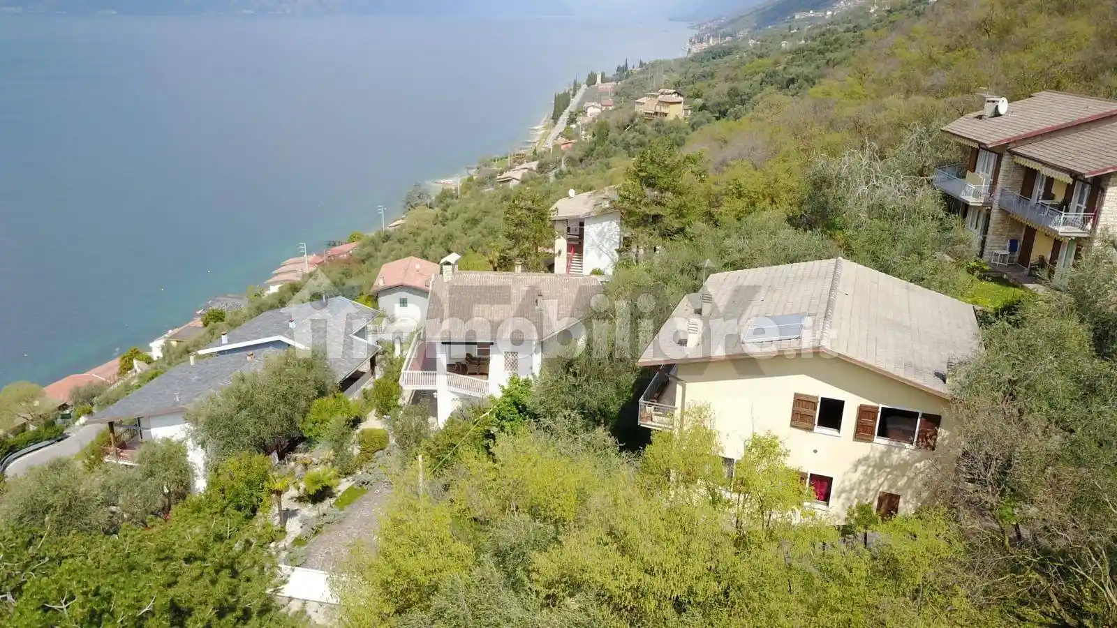 Appartamento in affitto a Brenzone sul Garda