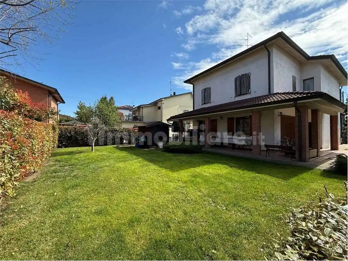 Villa in vendita a Soliera