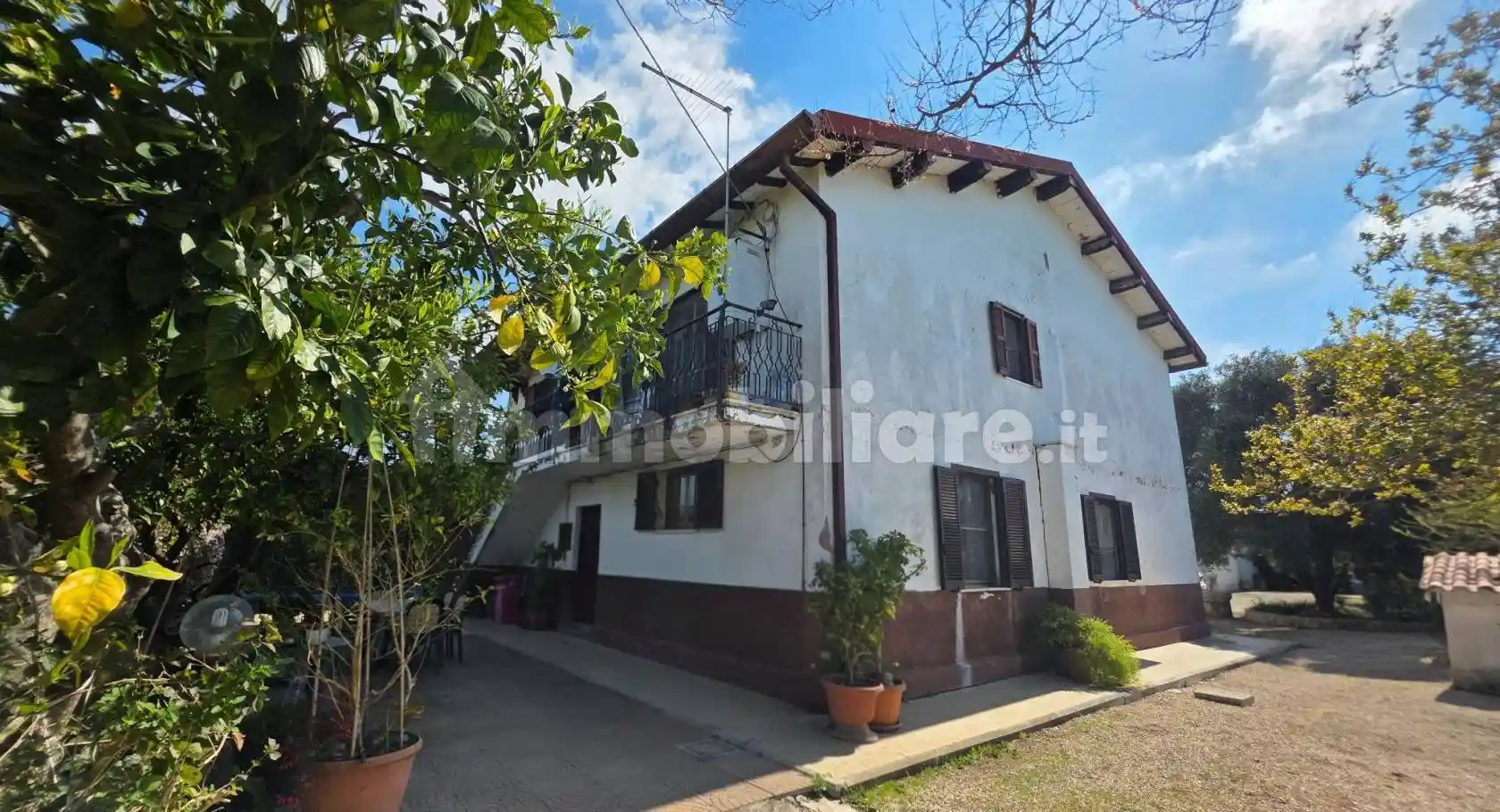 Rustico - Casale in vendita a Pontinia