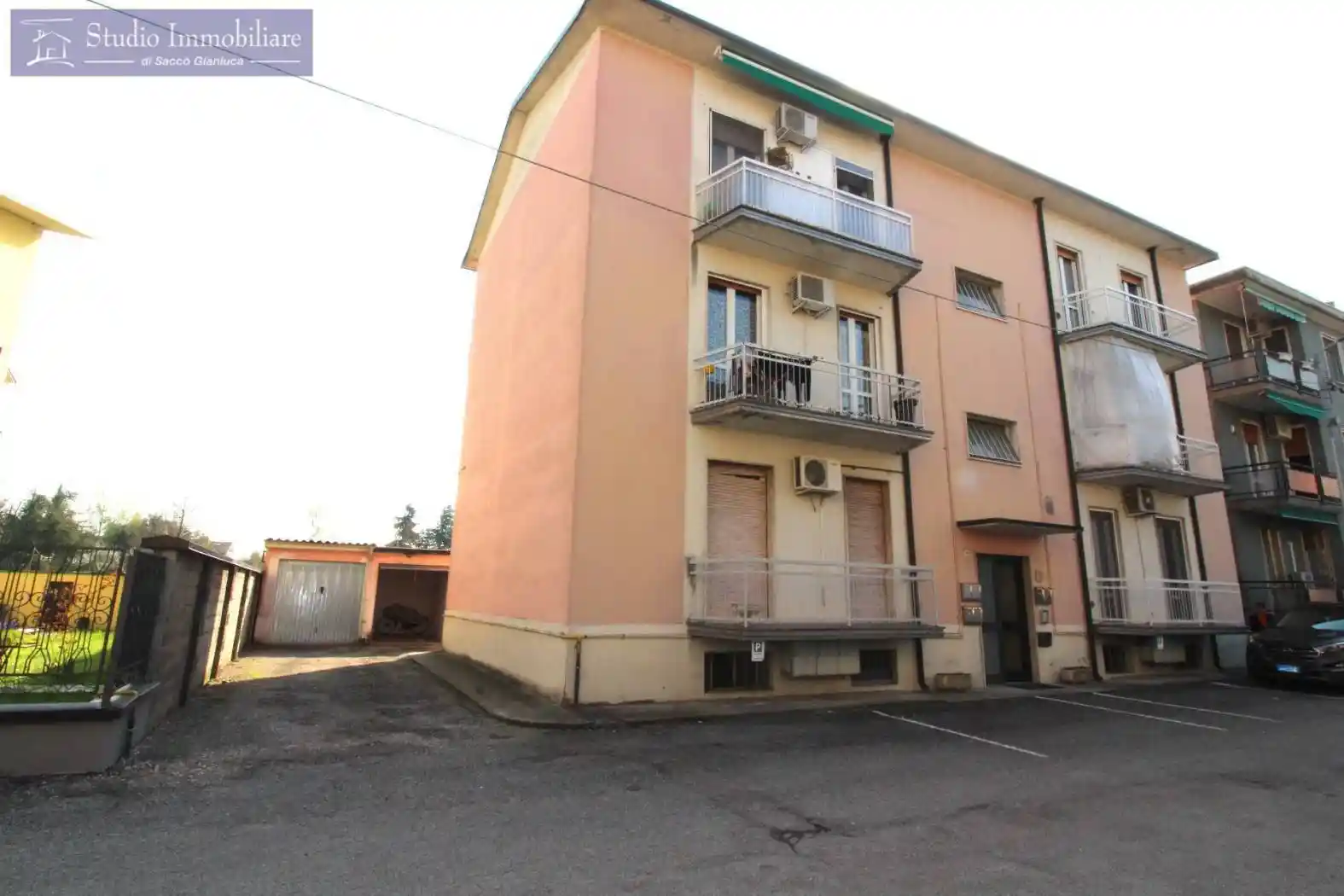 Appartamento in vendita a Bressana Bottarone