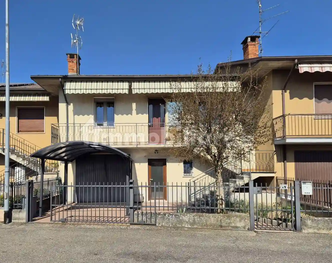 Villetta a schiera - foto 2