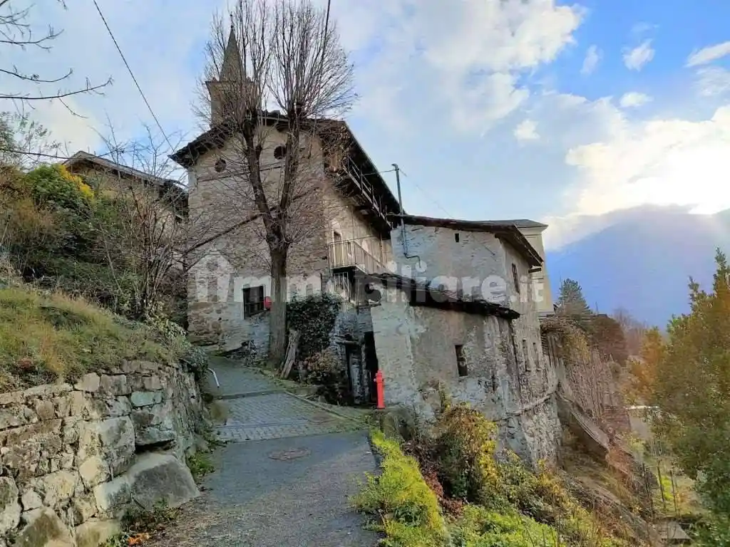 Casa indipendente in vendita a Montjovet