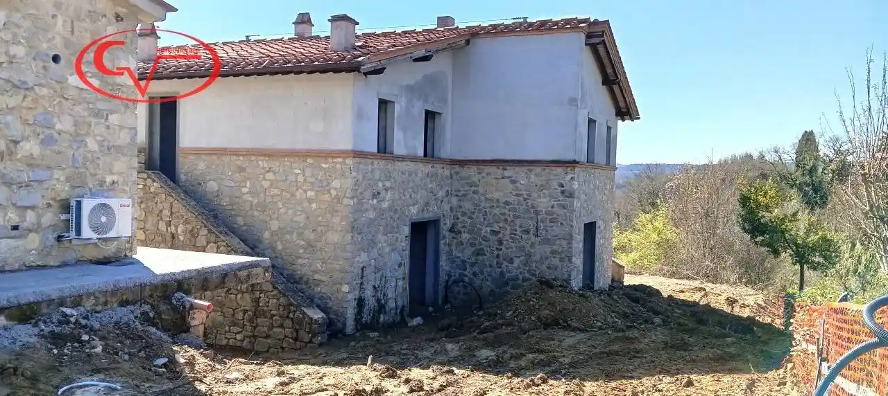 Villa in vendita a Laterina Pergine Valdarno