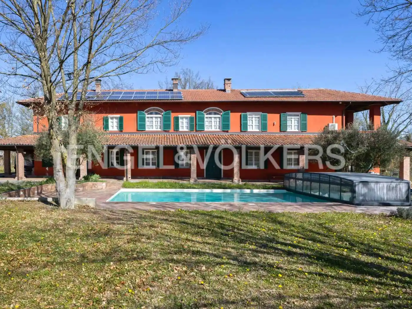 Villa in vendita a Monale