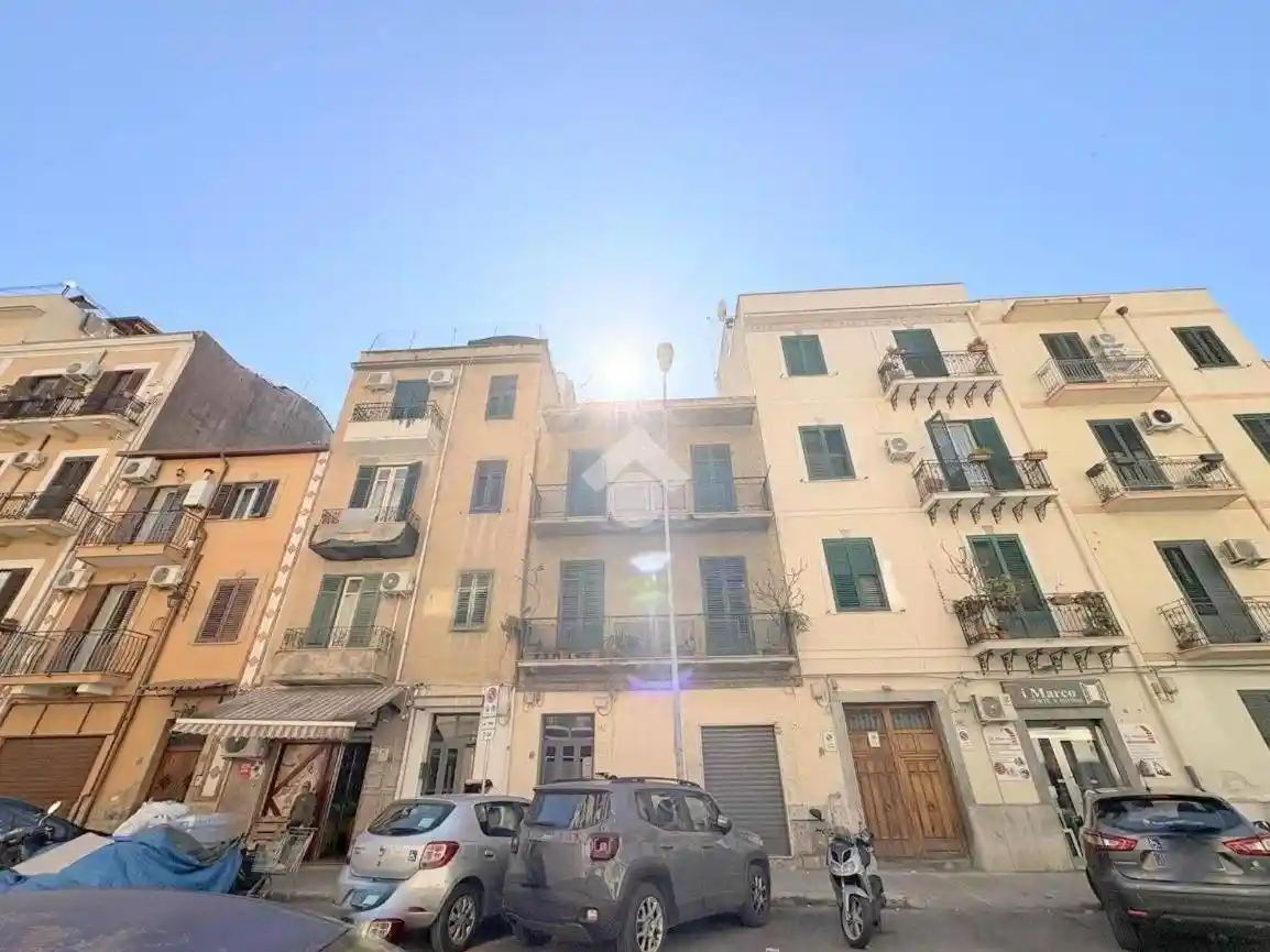 Appartamento in vendita a Palermo