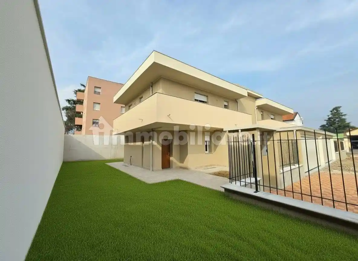 Villa in vendita a San Giorgio Su Legnano