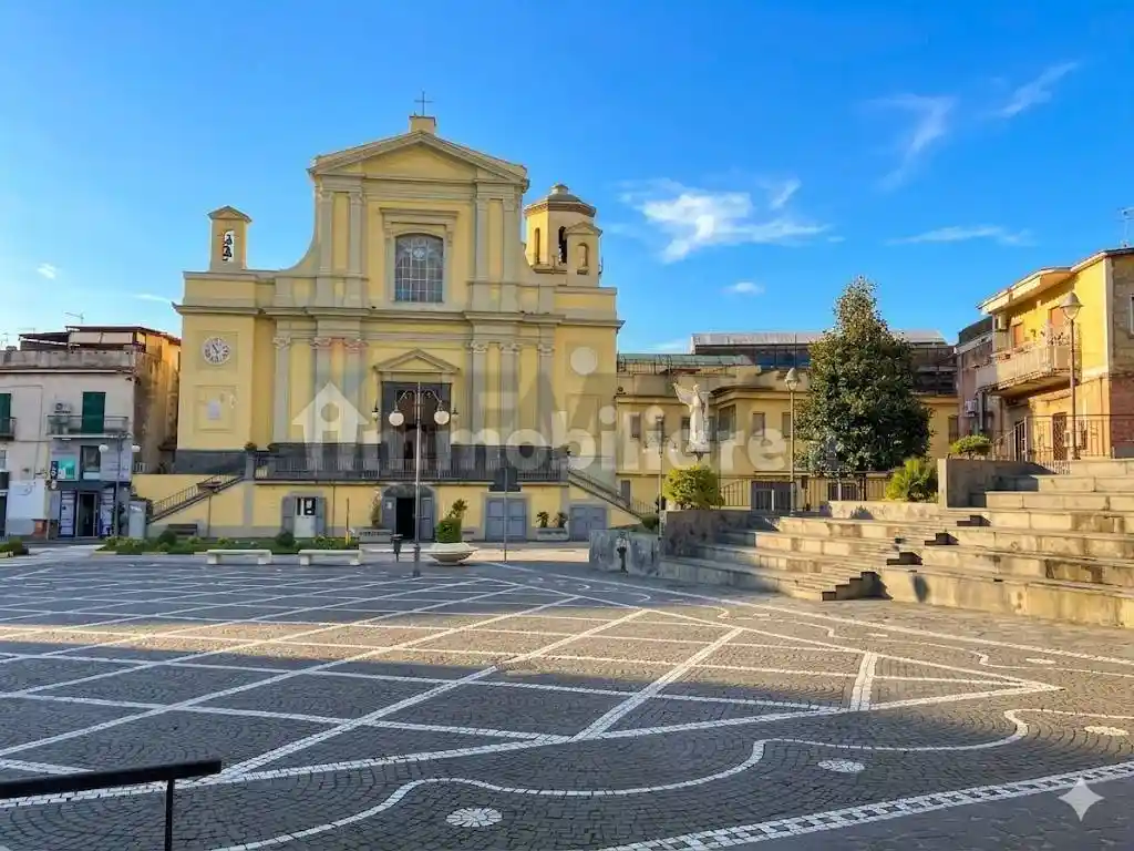 Appartamento in vendita a Pollena Trocchia