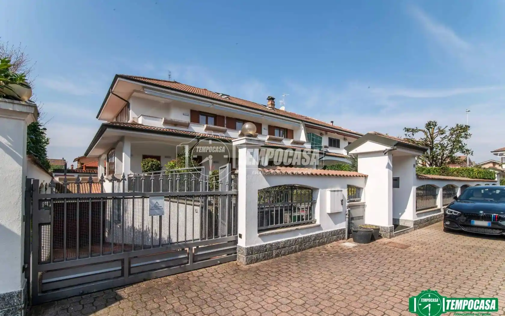 Villa in vendita a Garbagnate Milanese