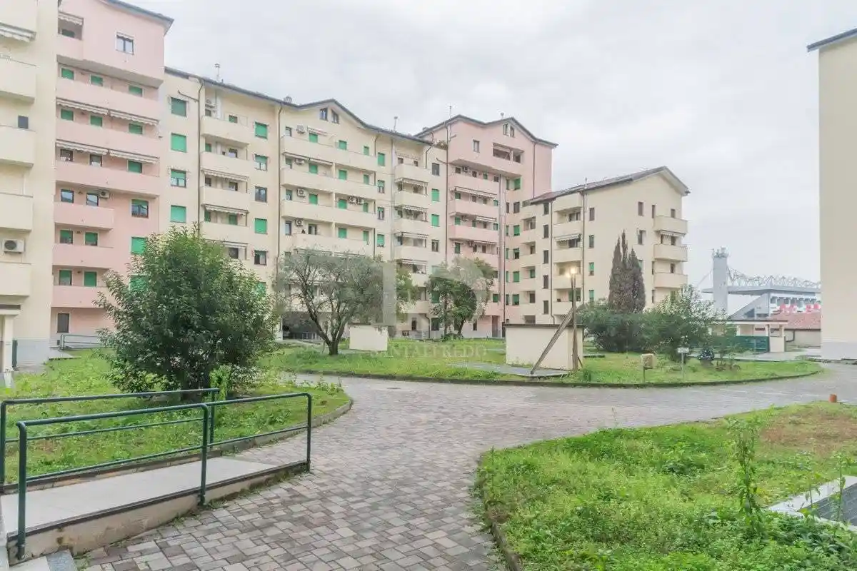 Appartamento in vendita a Monza