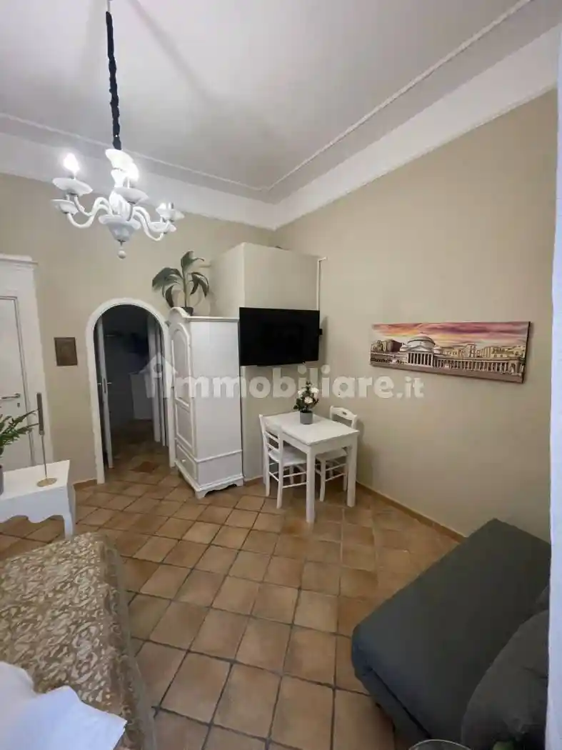 Appartamento in affitto a Napoli