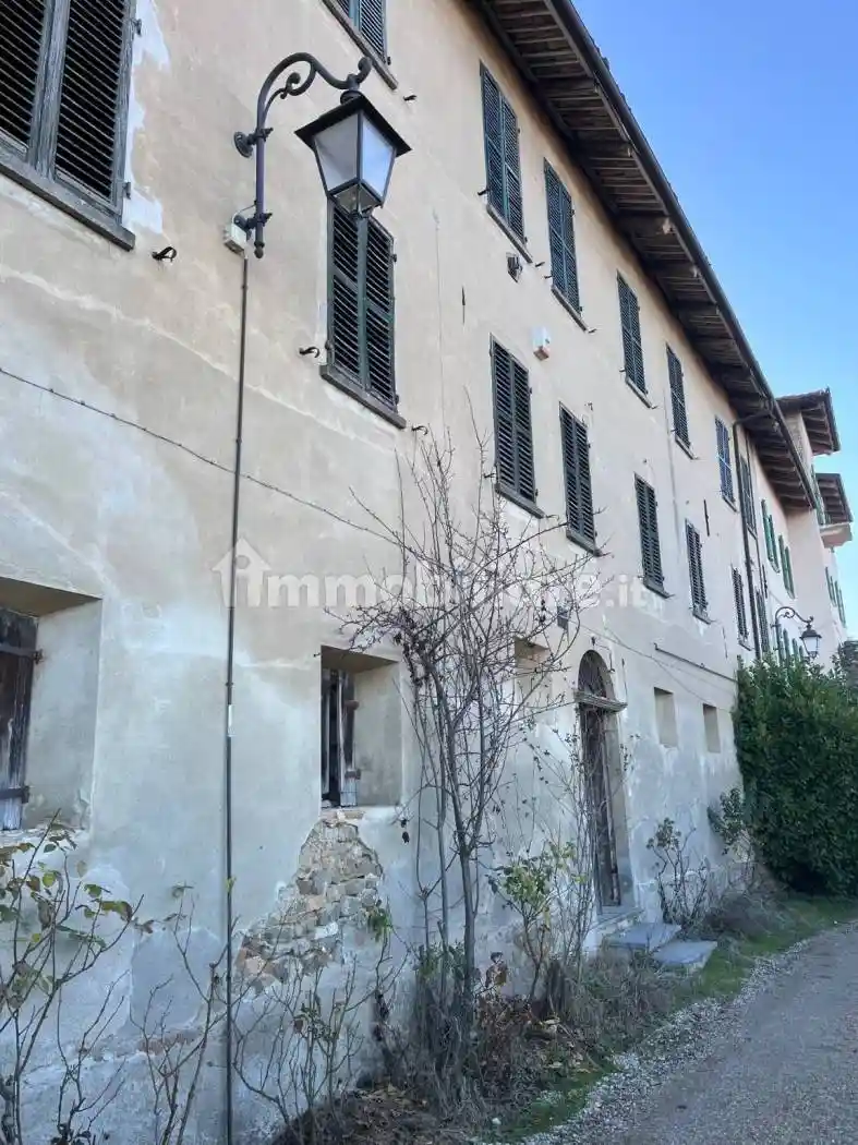 Appartamento in vendita a Monforte d'Alba