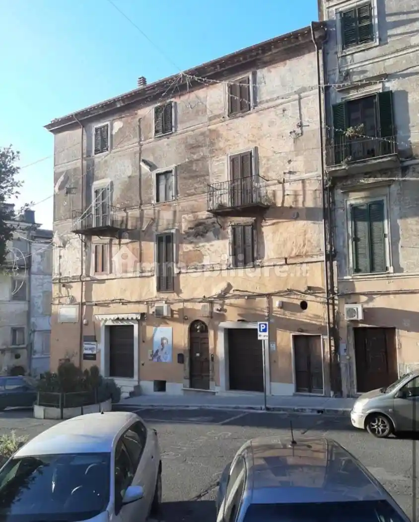 Appartamento in vendita a Palombara Sabina