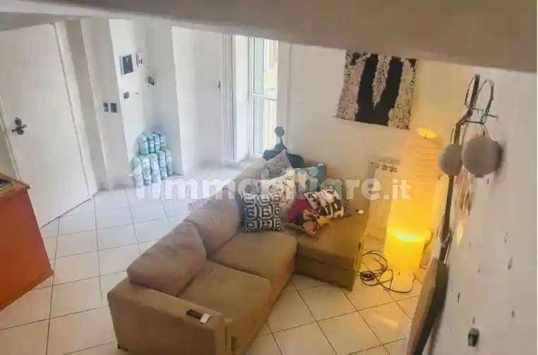 Appartamento in affitto a Napoli