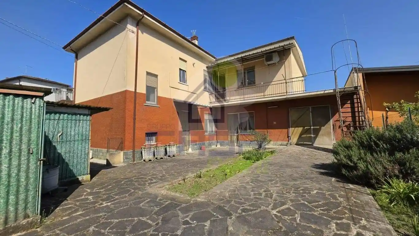 Villa in vendita a Pizzighettone