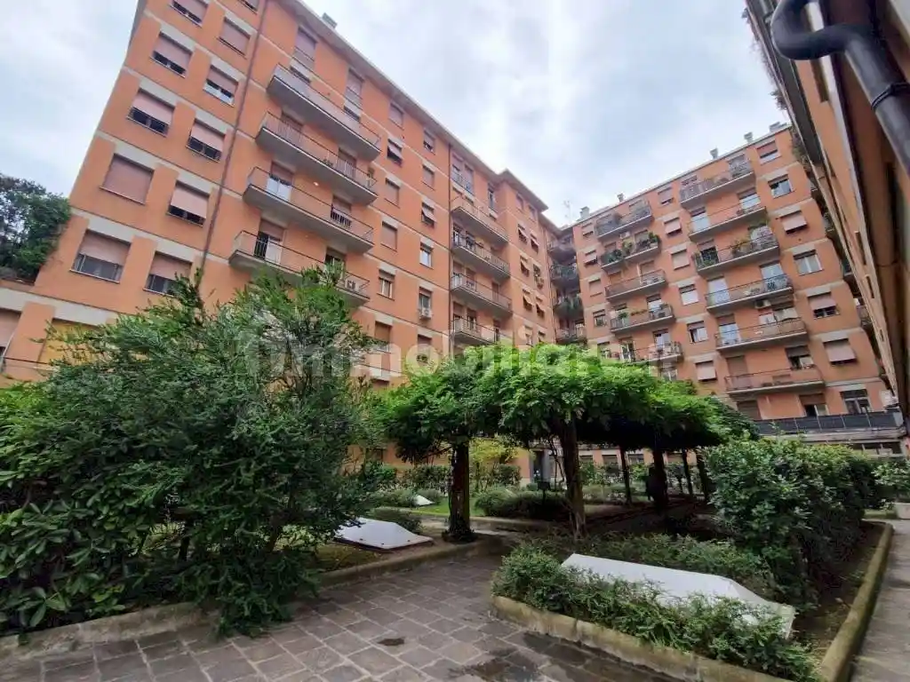 Appartamento in affitto a Bologna