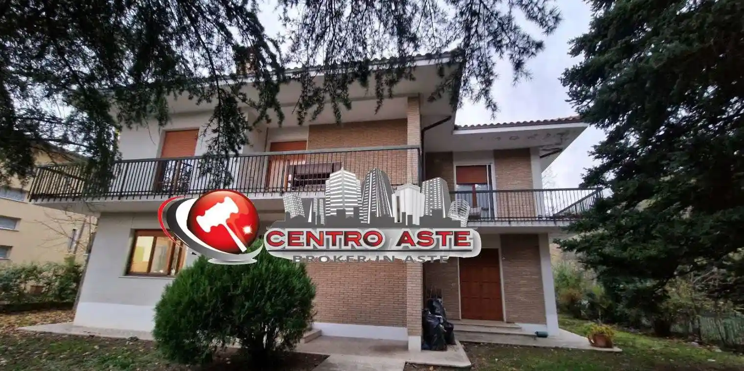 Villa in vendita a Fossombrone