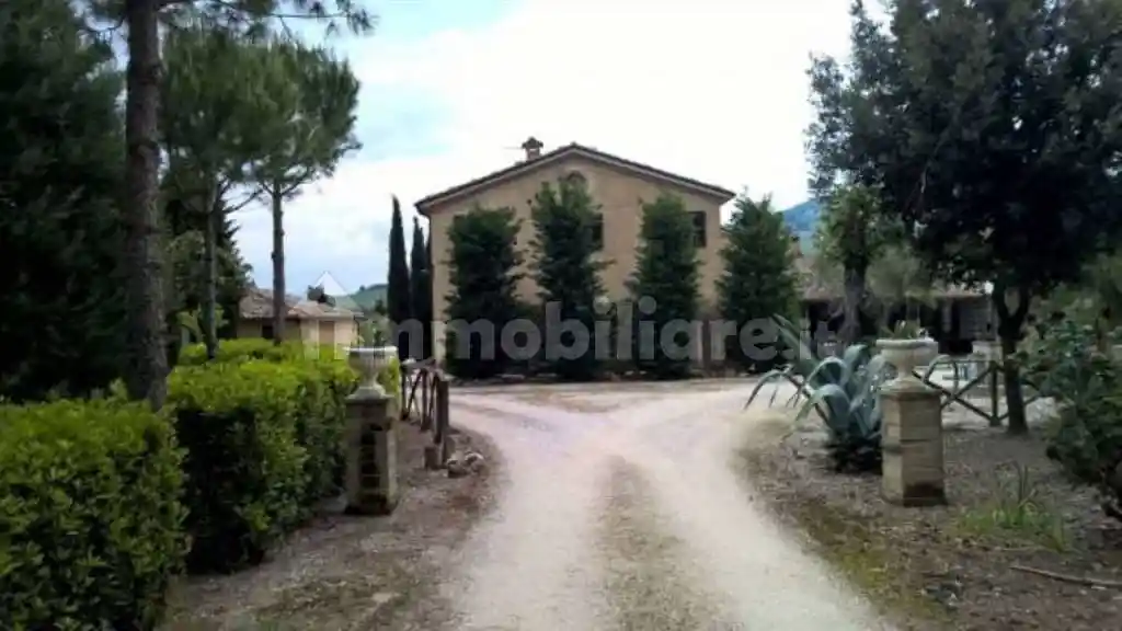 Villa in vendita a Treia