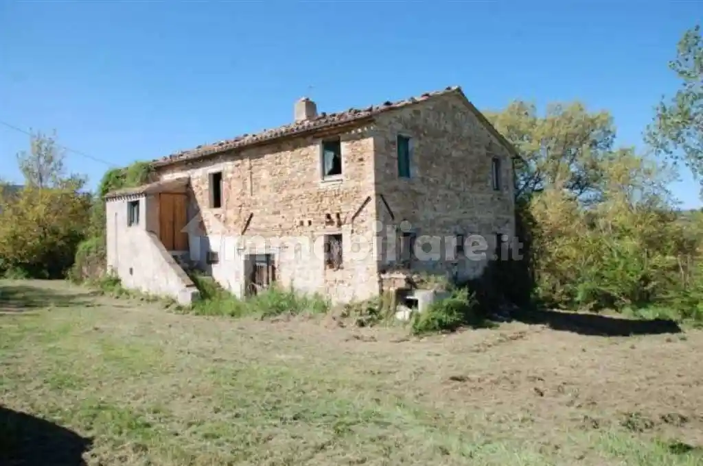 Rustico - Casale in vendita a Treia