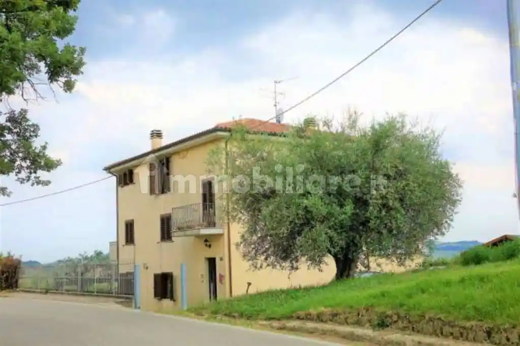 Villa in vendita a Cossignano