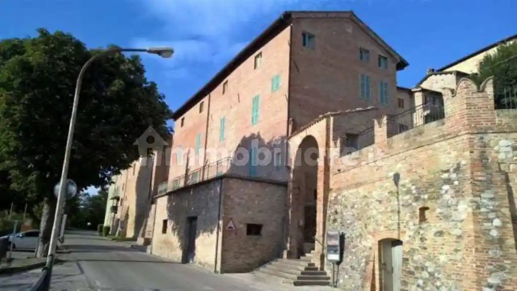 Villa in vendita a Montefortino