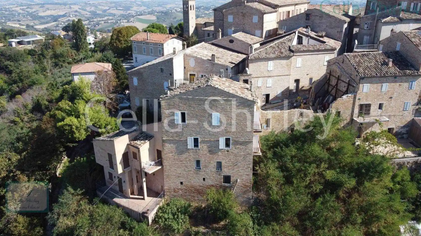 Casa indipendente in vendita a Monteleone di Fermo
