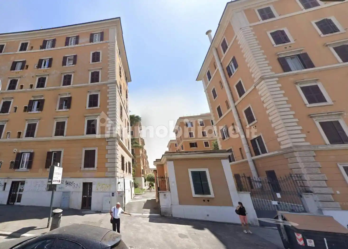 Palazzo - Stabile in vendita a Roma