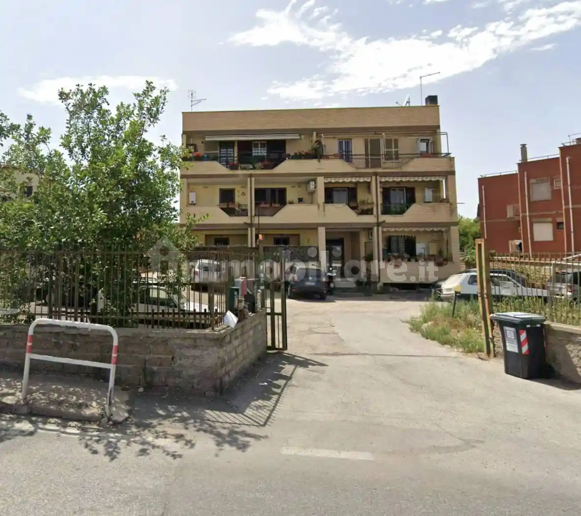 Palazzo - Stabile in vendita a Roma