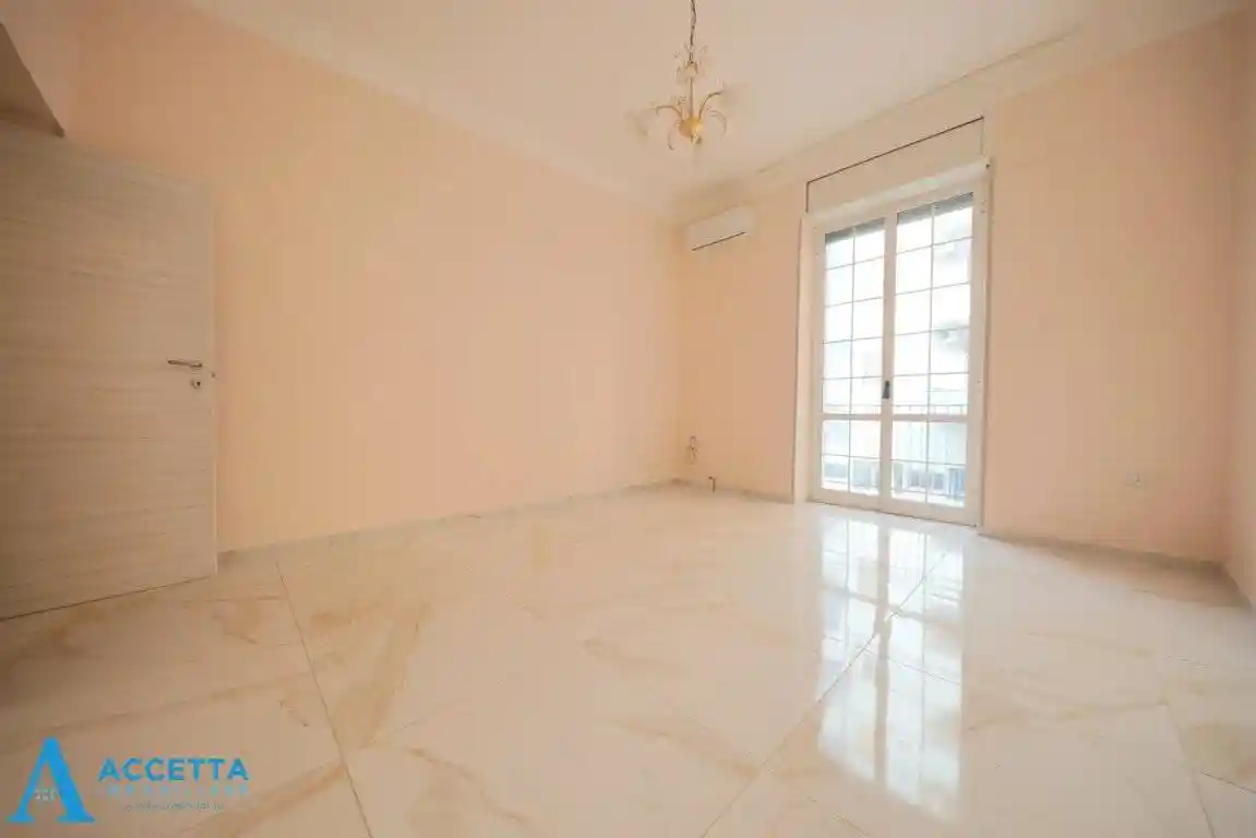 Appartamento in vendita a Taranto