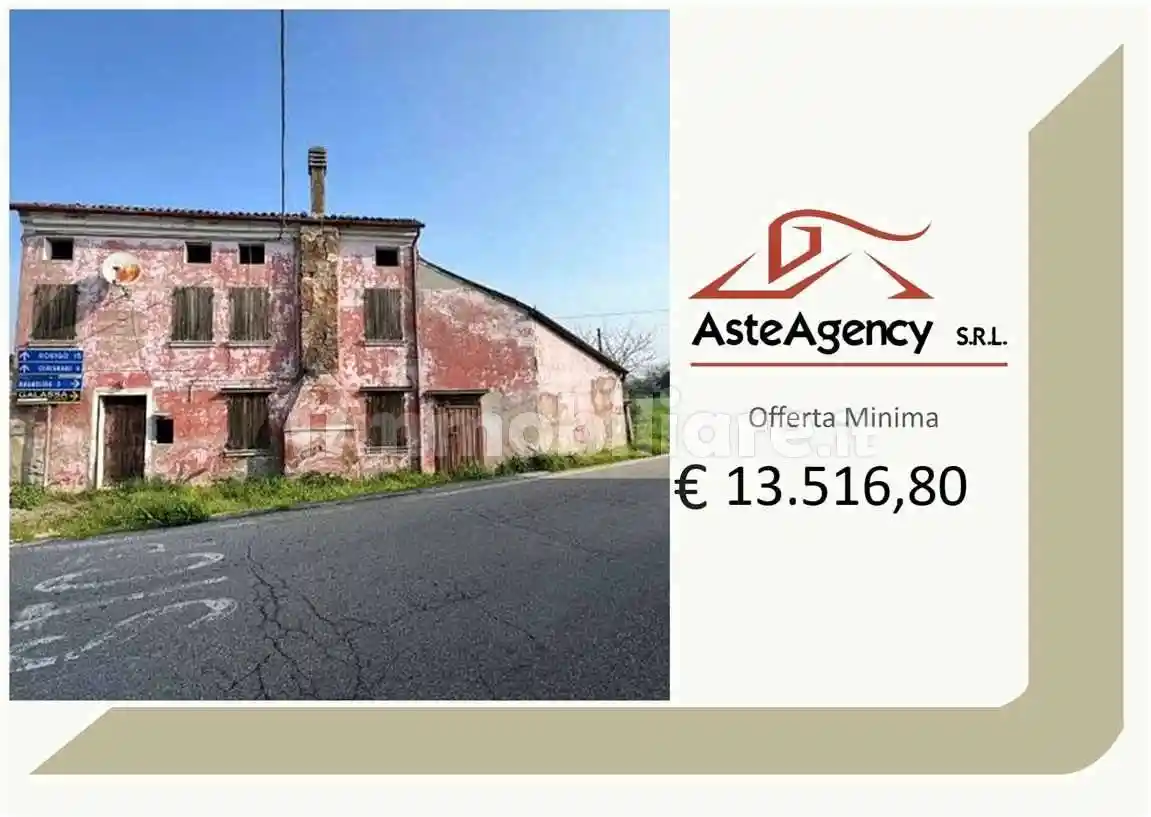 Casa indipendente in vendita a Gavello