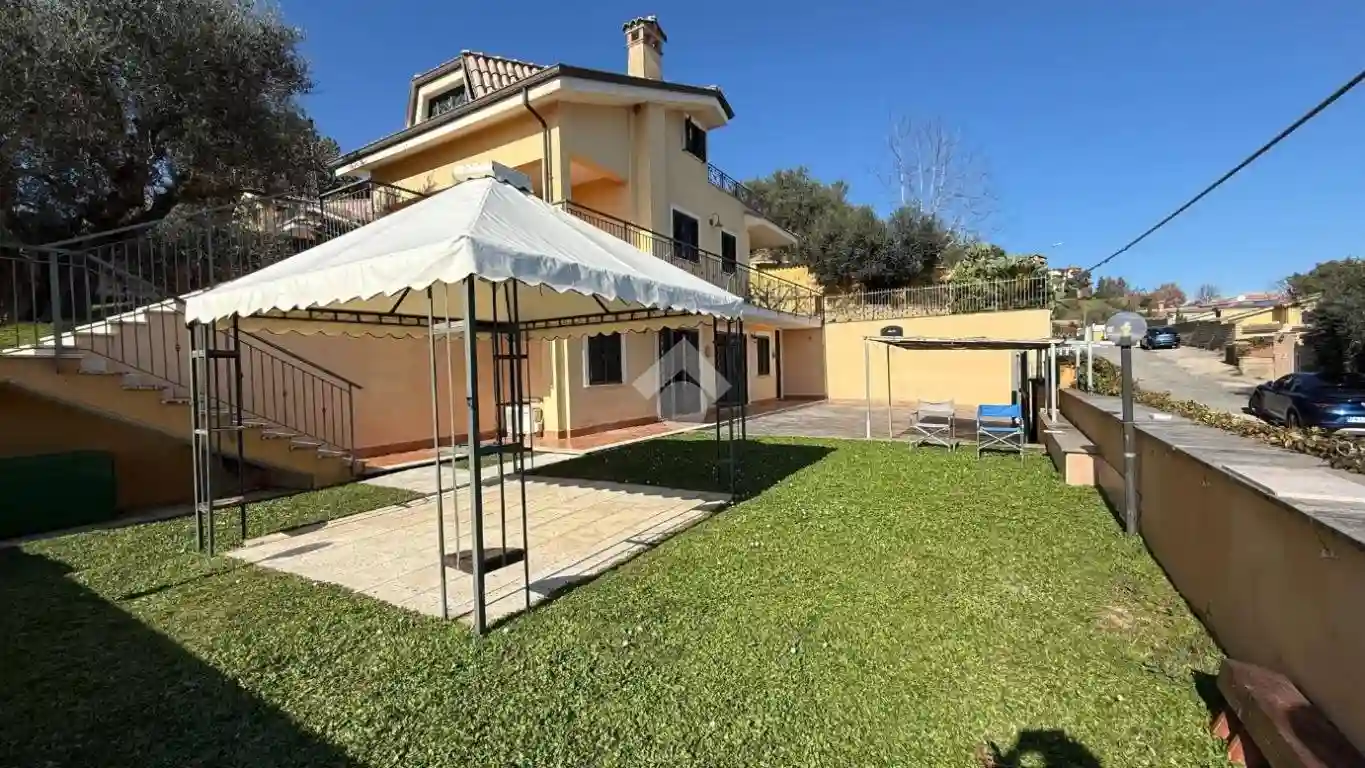 Villa - foto 3