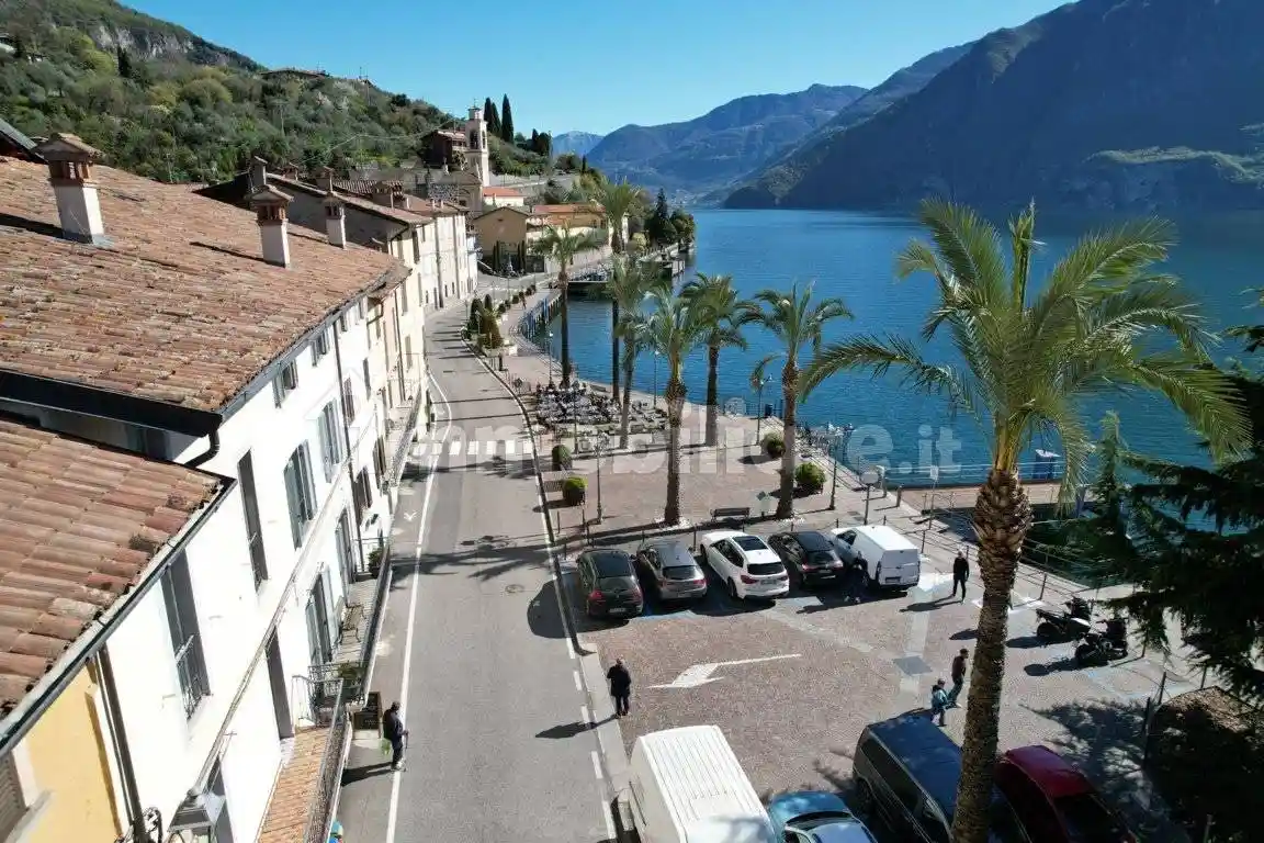 Attico - Mansarda in vendita a Riva di Solto