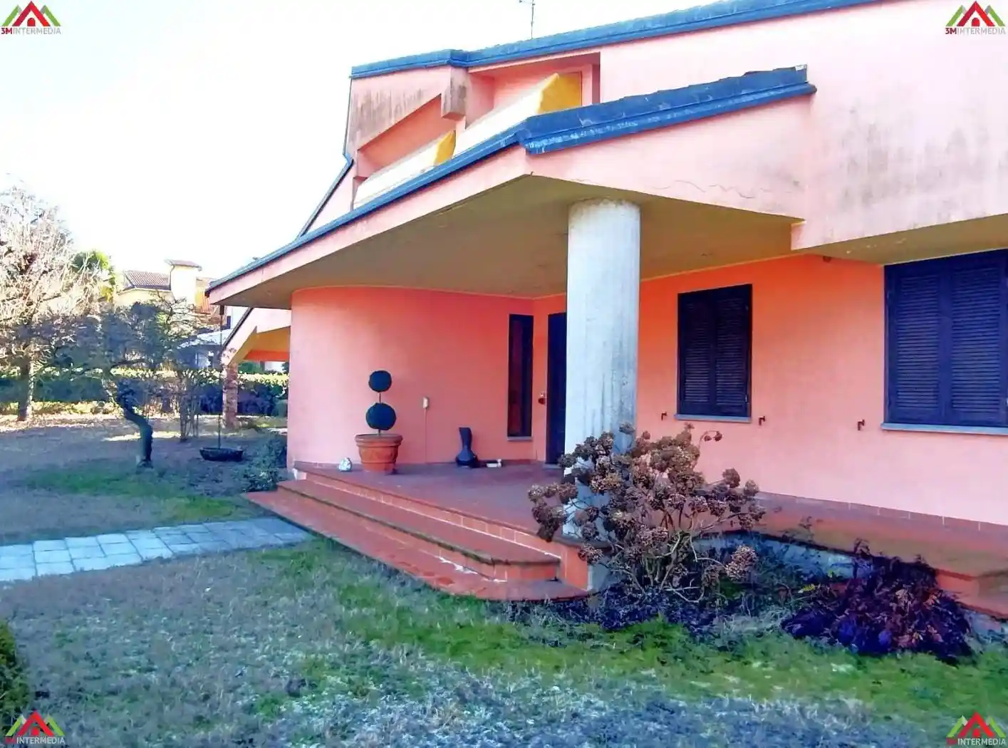 Villa in vendita a San Salvatore Monferrato