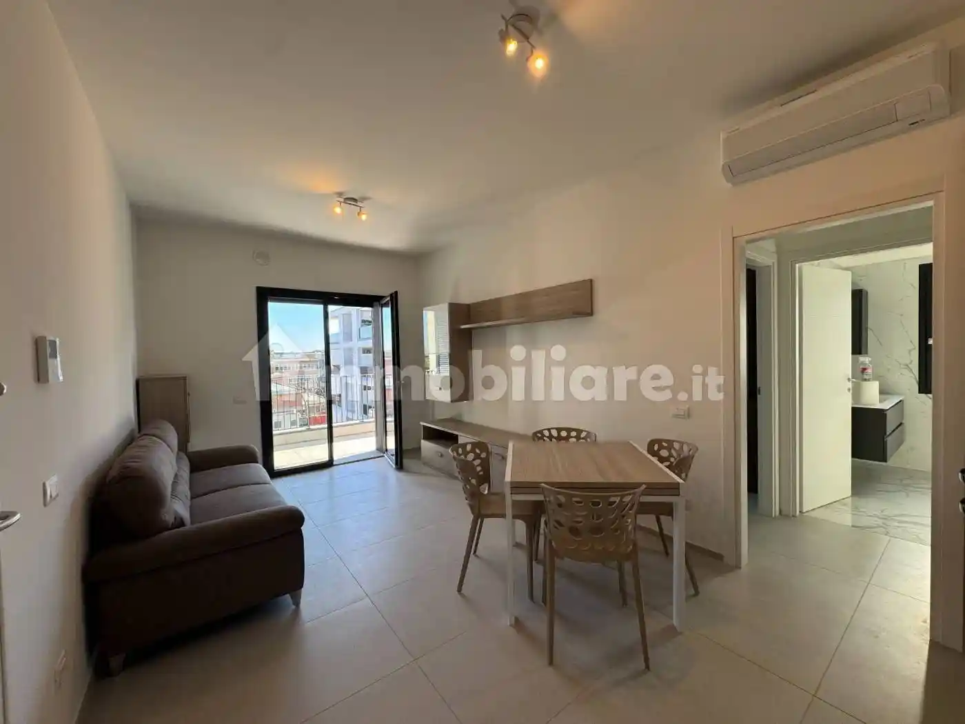 Appartamento in affitto a Fiumicino