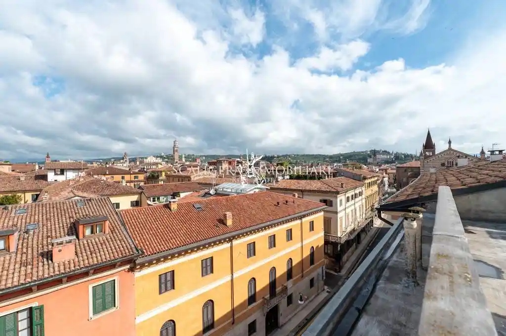 Appartamento in vendita a Verona