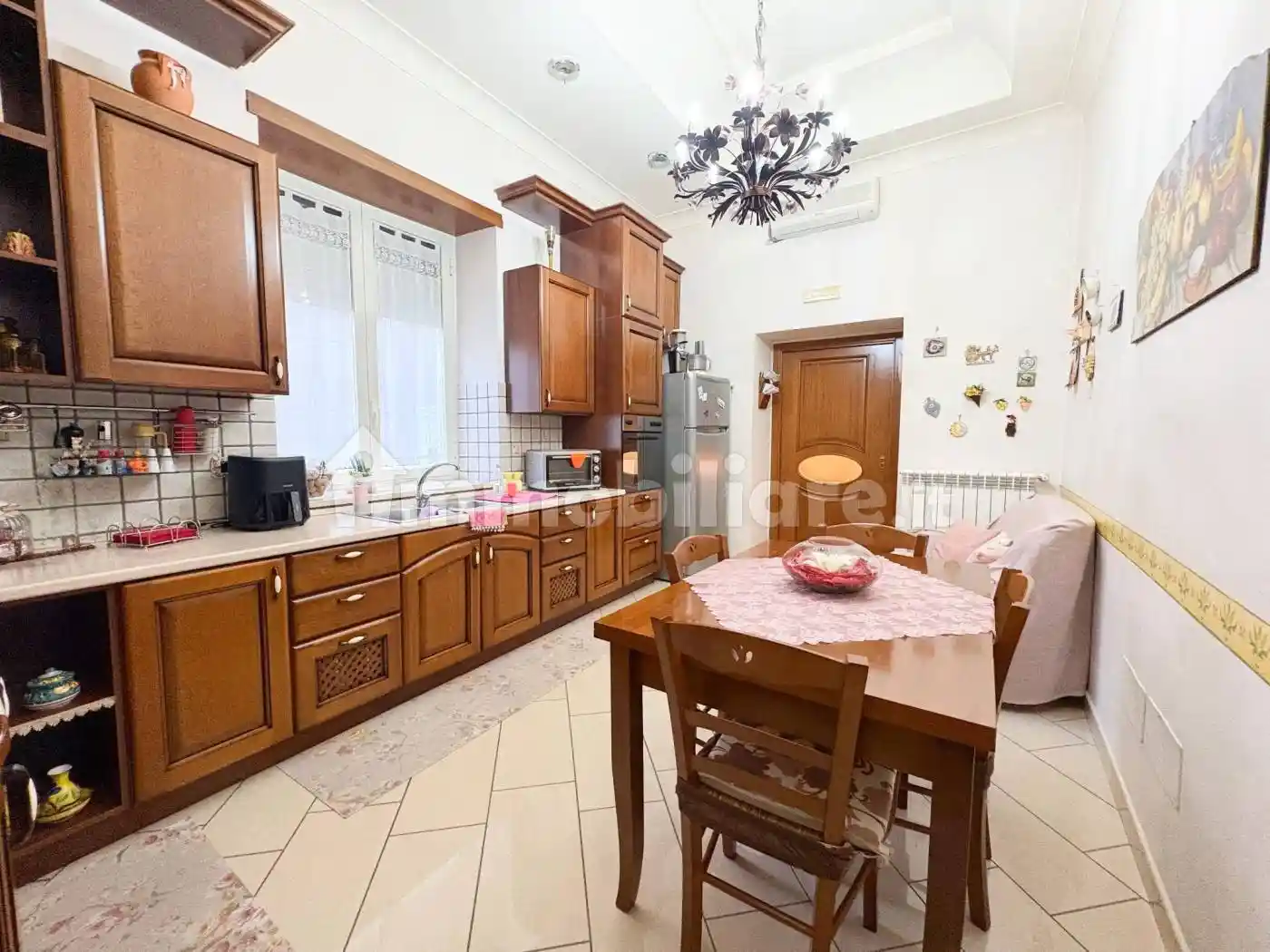 Appartamento in vendita a Napoli