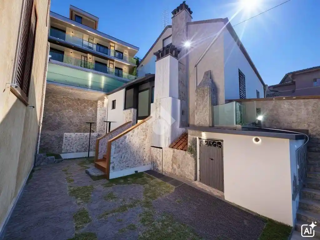 Casa indipendente in vendita a Fisciano