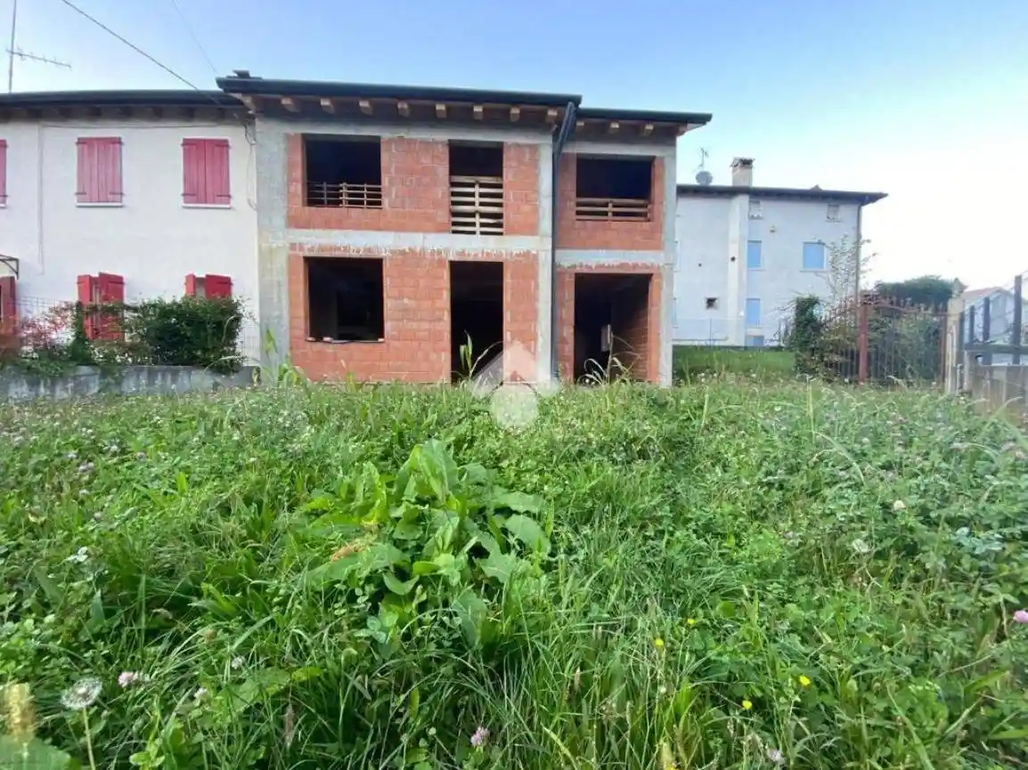 Villa in vendita a Cornuda