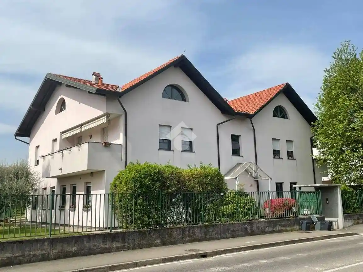 Appartamento in vendita a Cardano al Campo