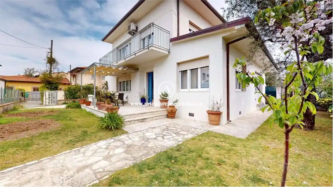 Villa in affitto a Forte dei Marmi