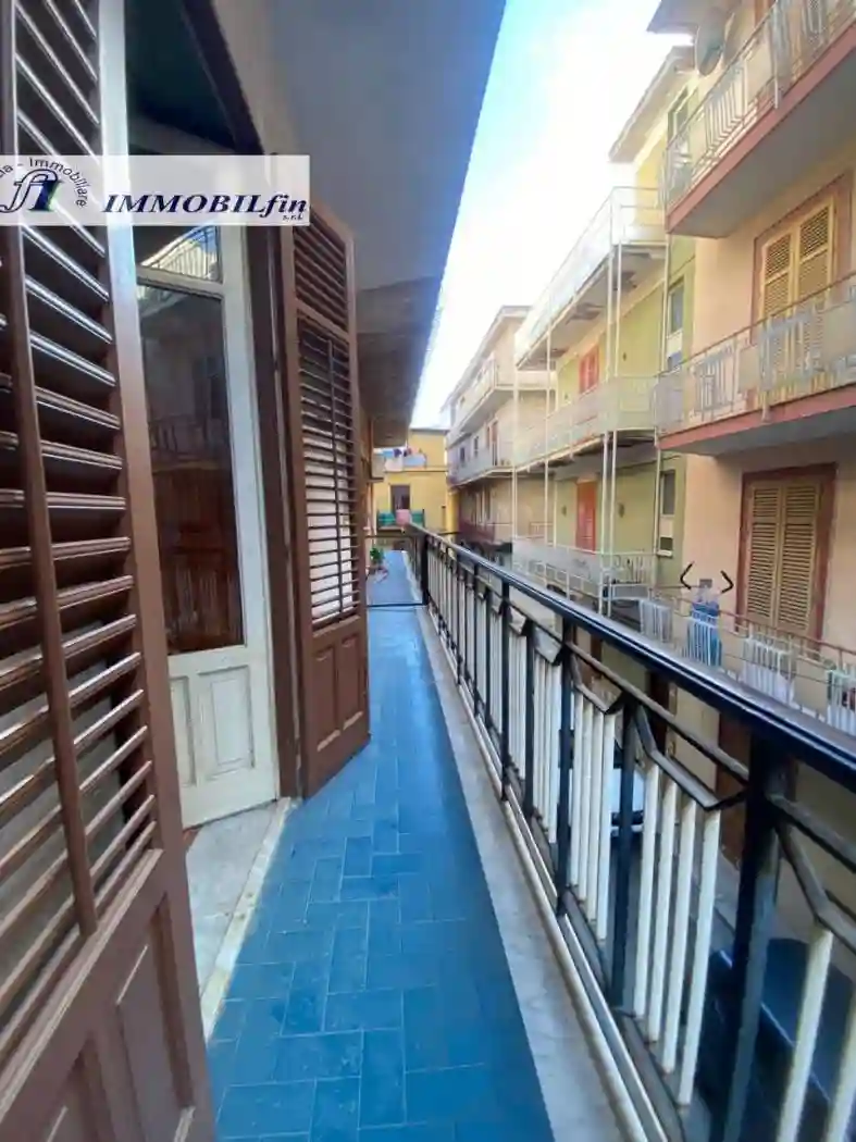 Palazzo - Edificio - foto 2