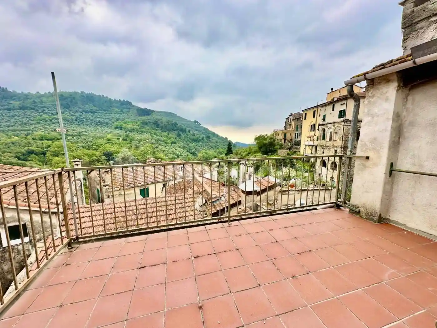Appartamento in vendita a Imperia