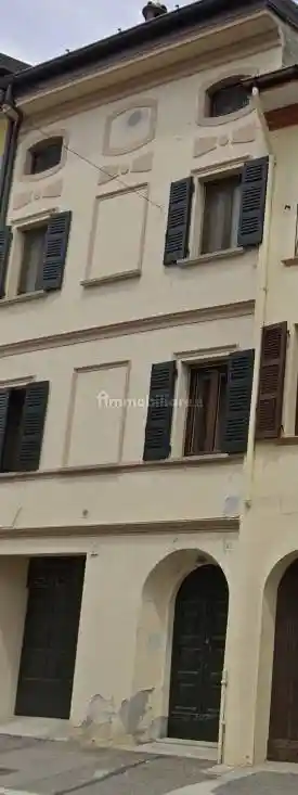 Casa indipendente in vendita a Cremona