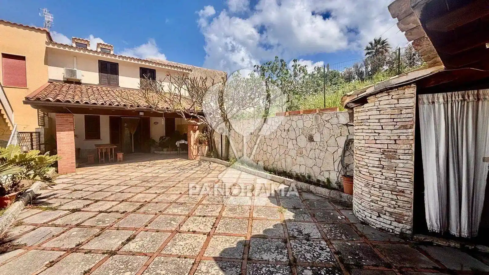 Casa indipendente in affitto a Alcamo