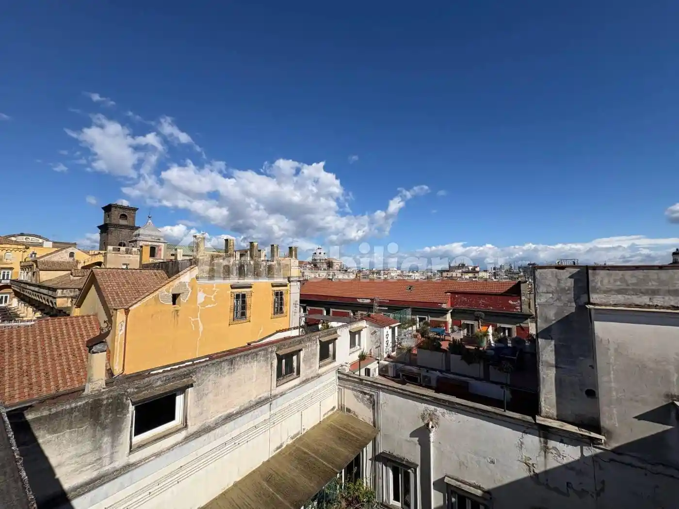 Appartamento in vendita a Napoli