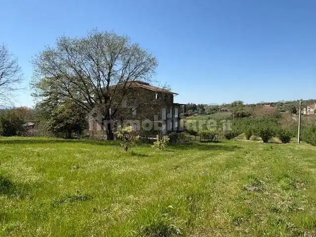 Casa indipendente in vendita a Faleria