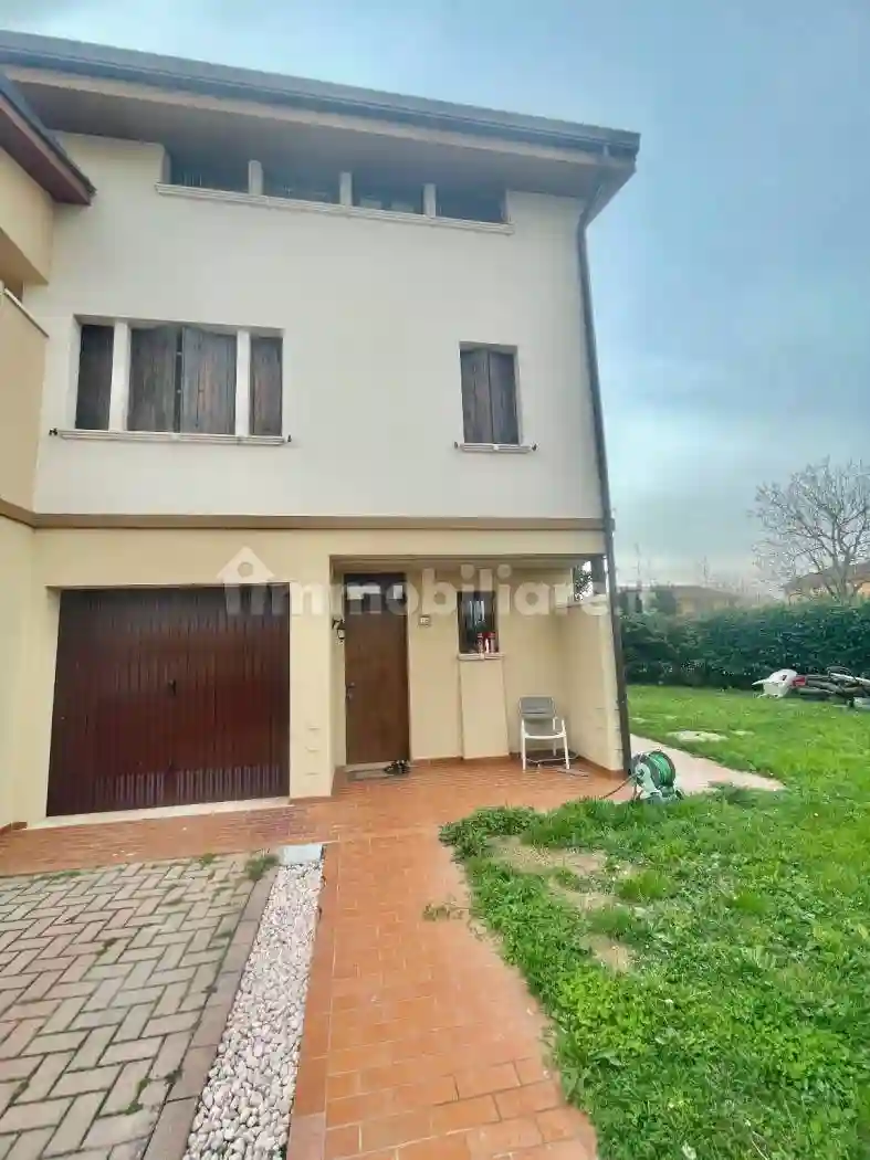 Villetta a schiera - foto 2