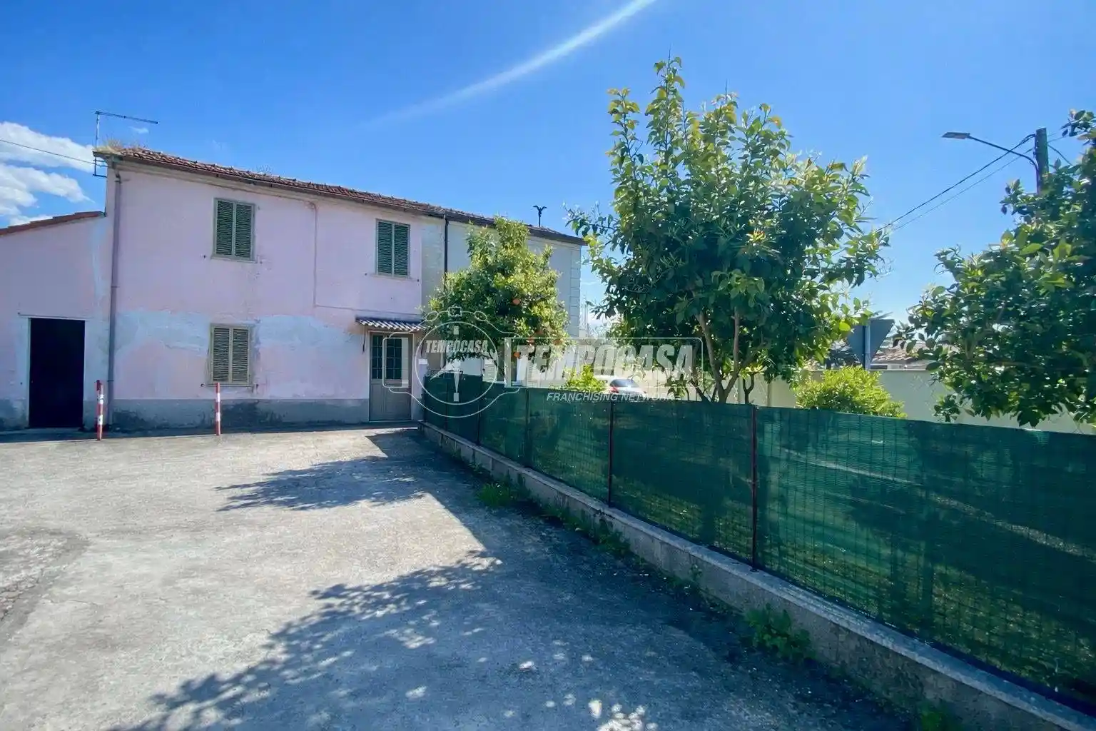 Appartamento in vendita a Massa